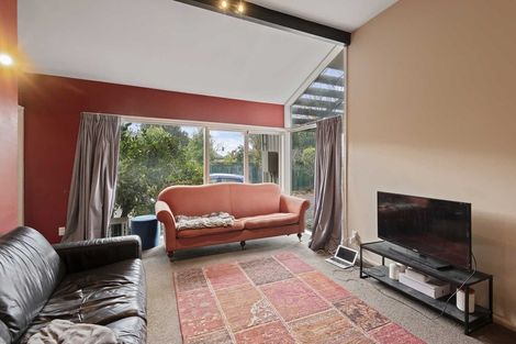 Photo of property in 167 Memorial Avenue, Burnside, Christchurch, 8053