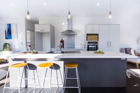 Photo of property in 16 Lane Street, Wallaceville, Upper Hutt, 5018