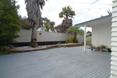 Photo of property in 116 Arran Road, Browns Bay, Auckland, 0630