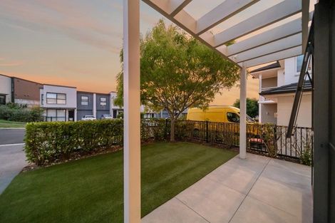 Photo of property in 38 Matairangi Avenue, Totara Heights, Auckland, 2105