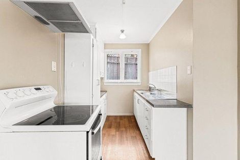 Photo of property in 73 Pohutukawa Place, Bell Block, New Plymouth, 4312