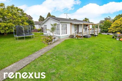 Photo of property in 5 Leatham Crescent, Opaheke, Papakura, 2113