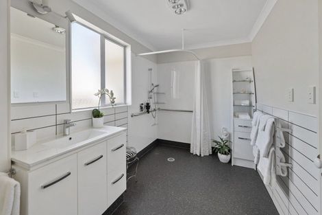 Photo of property in 4 James Street, Westshore, Napier, 4110