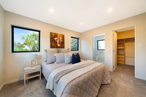 Photo of property in 141b Seabrook Avenue, New Lynn, Auckland, 0600