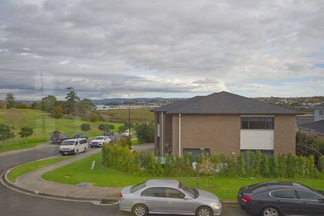 Photo of property in 1 Vazey Way, Hobsonville, Auckland, 0618