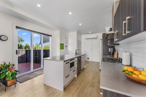 Photo of property in 407 Devon Street West, Lynmouth, New Plymouth, 4310