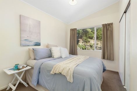 Photo of property in 2/10 Yarrow Place, Papakowhai, Porirua, 5024