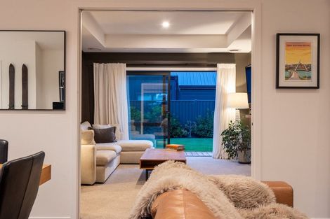 Photo of property in 3 Brodie Avenue, Arrowtown, 9302