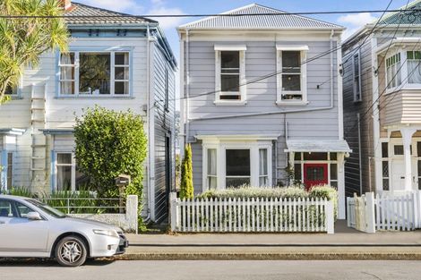 Photo of property in 100 Austin Street, Mount Victoria, Wellington, 6011