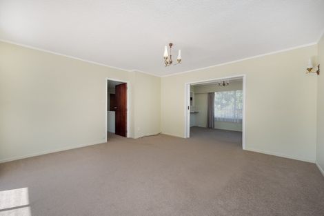 Photo of property in 16 Bacot Place, Howick, Auckland, 2014