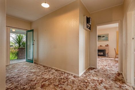 Photo of property in 9 Milverton Avenue, Hokowhitu, Palmerston North, 4410