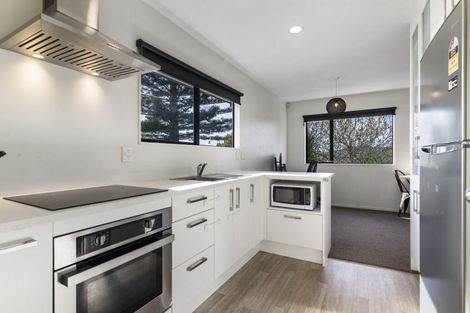 Photo of property in 1/3 Matama Road, Glen Eden, Auckland, 0602