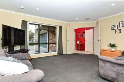 Photo of property in 13 Cranmer Close, Rototuna North, Hamilton, 3210