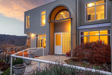 Photo of property in 25 Aronui Road, Bridge Hill, Alexandra, 9320