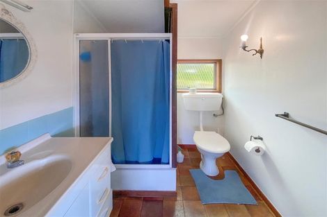 Photo of property in 3 Aries Place, Kawaha Point, Rotorua, 3010