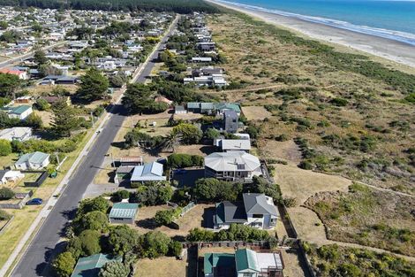 Photo of property in 105 Rua Avenue, Waitarere Beach, Levin, 5510
