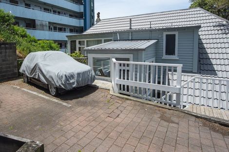 Photo of property in 322a The Terrace, Te Aro, Wellington, 6011
