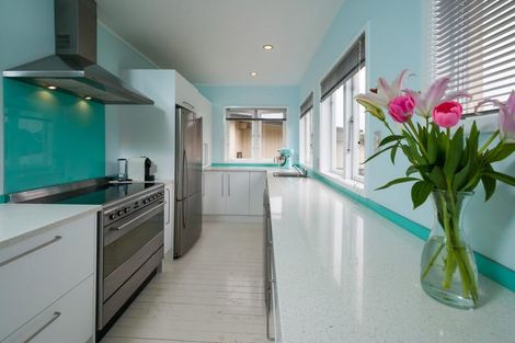 Photo of property in 30 Hythe Terrace, Mairangi Bay, Auckland, 0630