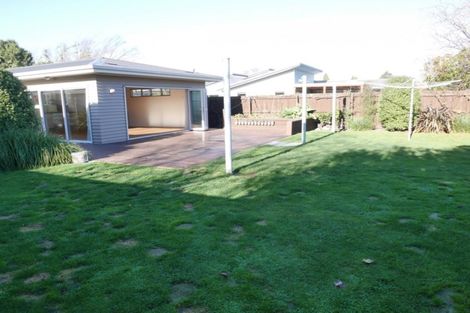 Photo of property in 17 Gardiners Road, Bishopdale, Christchurch, 8051