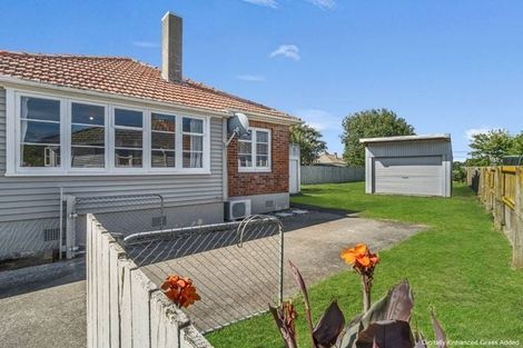 Photo of property in 11 Victory Place, Aramoho, Whanganui, 4500