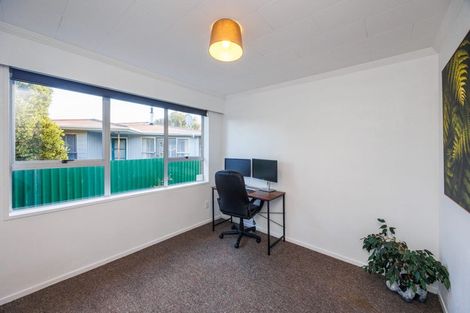 Photo of property in 16 Havelock Avenue, Westbrook, Palmerston North, 4412