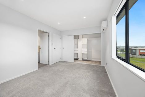 Photo of property in 7 Meritage Lane, Te Atatu South, Auckland, 0610