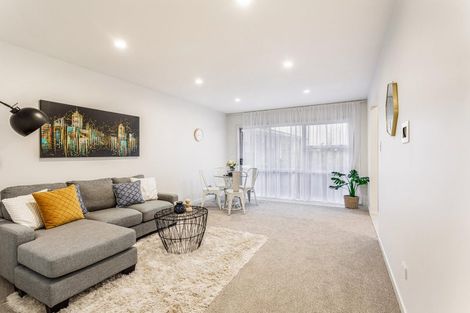 Photo of property in 23 Jenelin Road, Glendene, Auckland, 0602