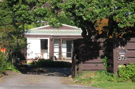 Photo of property in 60 Te Moana Road, Waikanae Beach, Waikanae, 5036