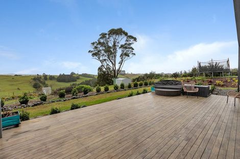 Photo of property in 77 Wairimu Way, Waipu, 0582