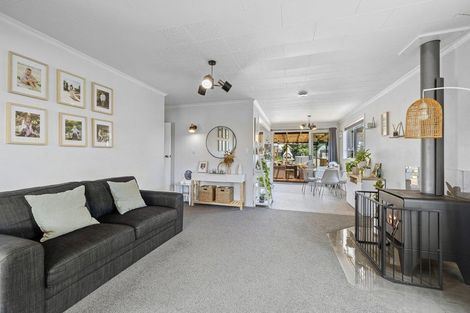 Photo of property in 31 Hutchins Street, Waitara, 4320