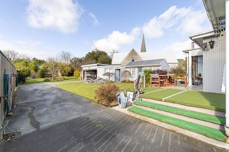 Photo of property in 15 Bull Street, Bulls, 4818