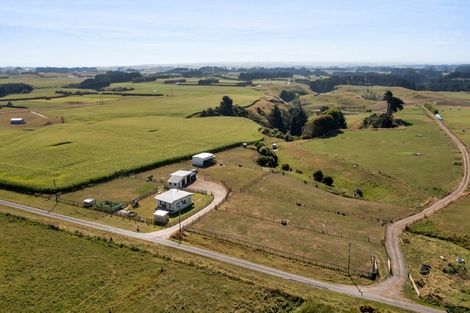 Photo of property in 33 Foreman Road, Manutahi, Patea, 4598