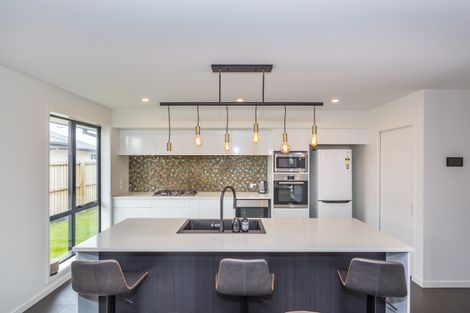 Photo of property in 4 Katrine Drive, Marshland, Christchurch, 8083