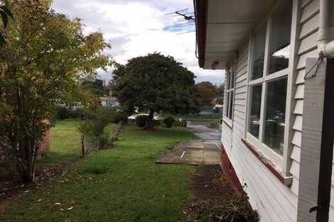 Photo of property in 17 Beaumonts Way, Manurewa, Auckland, 2102