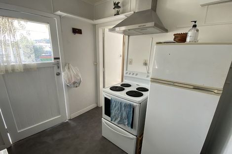 Photo of property in 8/93 Waikawa Road, Picton, 7220