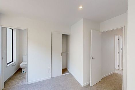 Photo of property in 175a Sutherland Road, Lyall Bay, Wellington, 6022