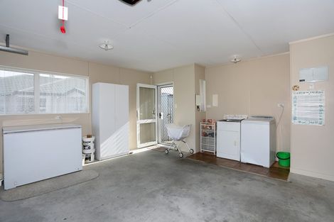 Photo of property in 6 Kimbolton Road, Feilding, 4702