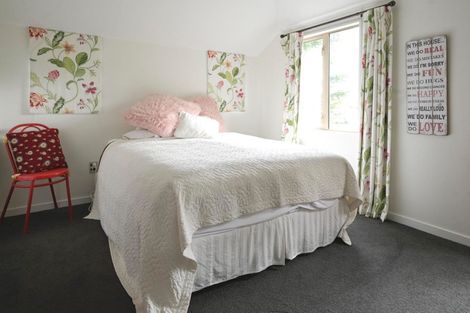 Photo of property in 38 Chateau Drive, Burnside, Christchurch, 8053