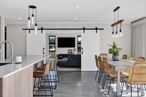 Photo of property in 10 Kararaina Close, Whalers Gate, New Plymouth, 4310