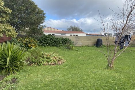 Photo of property in 30 Cambria Street, Hawera, 4610