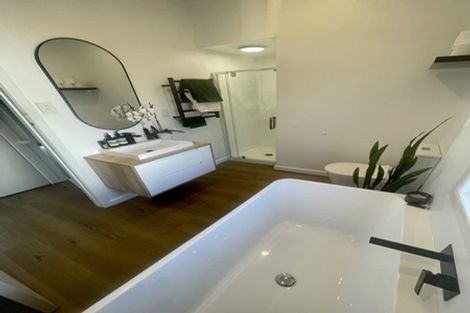 Photo of property in 94 Hillsborough Road, Hillsborough, Auckland, 1042