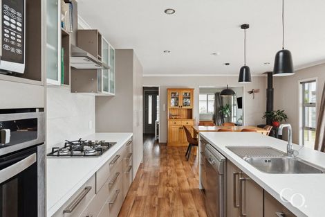 Photo of property in 31 Butterworth Crescent, Papamoa Beach, Papamoa, 3118