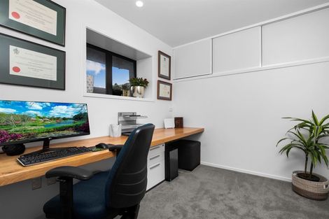 Photo of property in 43 Pleasant Road, Glen Eden, Auckland, 0602