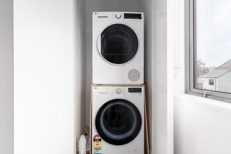 Photo of property in 1/60 Grafton Street, Waltham, Christchurch, 8011