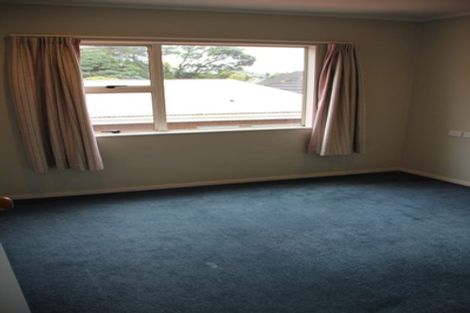 Photo of property in 106a Moorefield Road, Johnsonville, Wellington, 6037