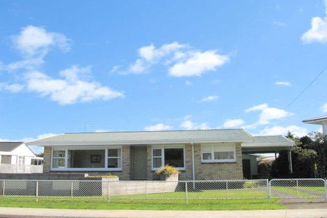 Photo of property in 9 Robinson Road, Whitianga, 3510