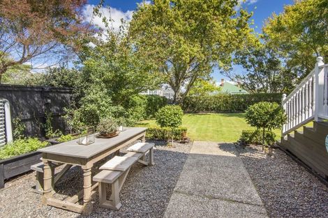 Photo of property in 7 Summer Street, Stanley Point, Auckland, 0624