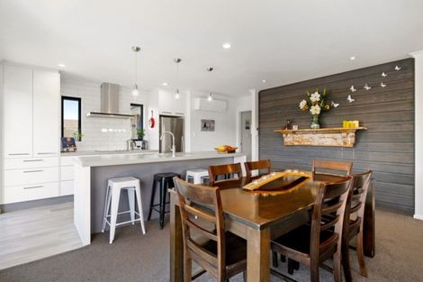 Photo of property in 4 Magnetic Place, Cromwell, 9310