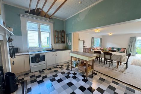 Photo of property in 29 Dahlia Street, Palmerston North, 4410
