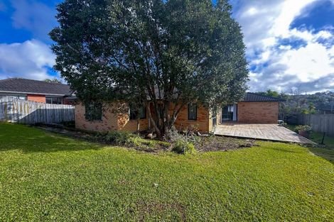 Photo of property in 5 Holsten Place, Massey, Auckland, 0614